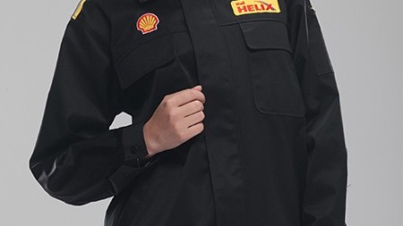 为什么石油化工行业一线人员需要穿阻燃工作服？